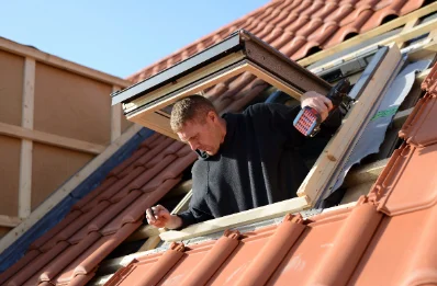 Pose de fenêtres de toit Velux à Échevronne